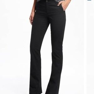 NWT Old Navy Mid-Rise Boot-Cut Khakis for Women (10p)